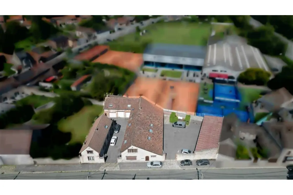 Immeuble de rapport - Immeuble à appartement à vendre à Vaulx 7536 675000.00€ 6 chambres m² - annonce 562997