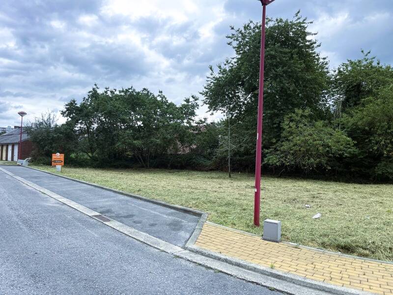 Terrain à vendre à Gilly 6060 99000.00€  chambres m² - annonce 563676