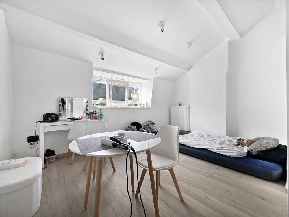 Appartement à louer à Charleroi 6000 500.00€ chambres 26.00m² - annonce 563517
