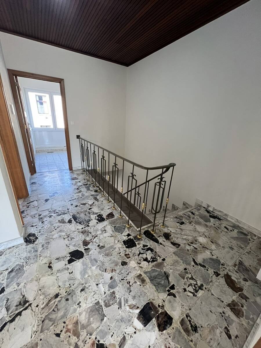 Appartement à louer à Chapelle-lez-Herlaimont 7160 950.00€ 2 chambres 177.00m² - annonce 563799
