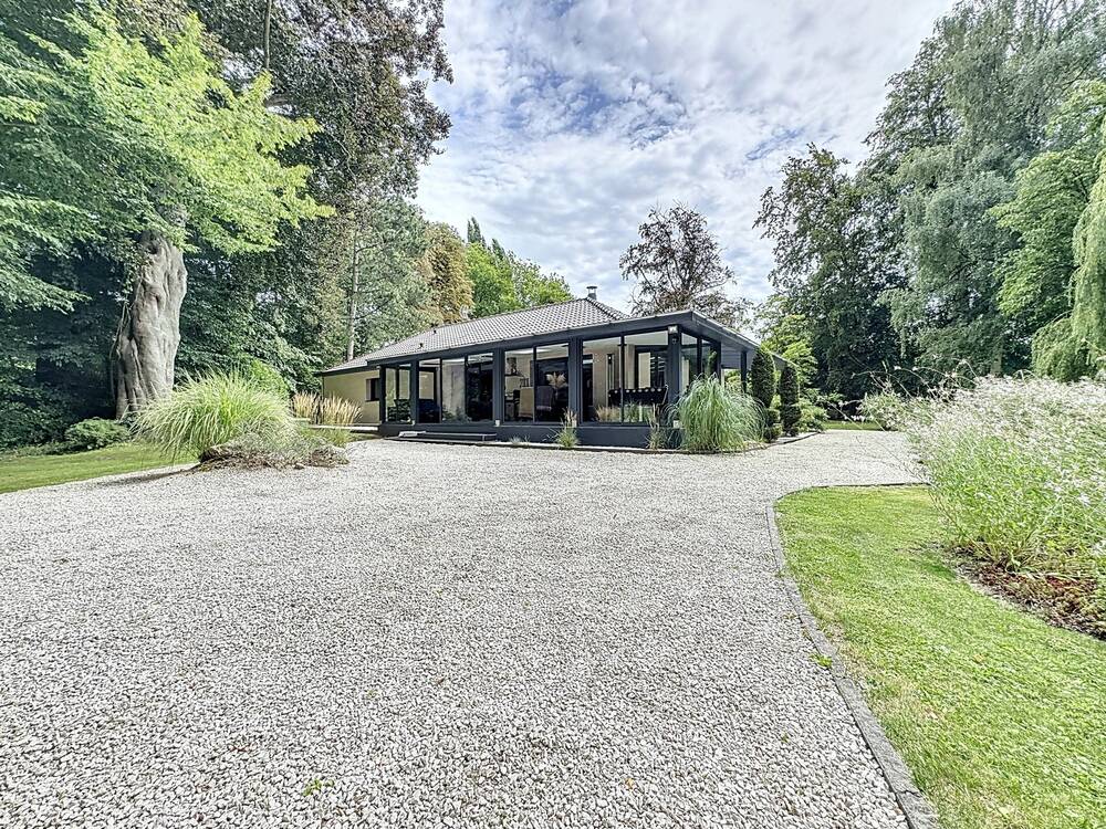 Maison à vendre à Froyennes 7503 695000.00€ 3 chambres 237.00m² - annonce 564222