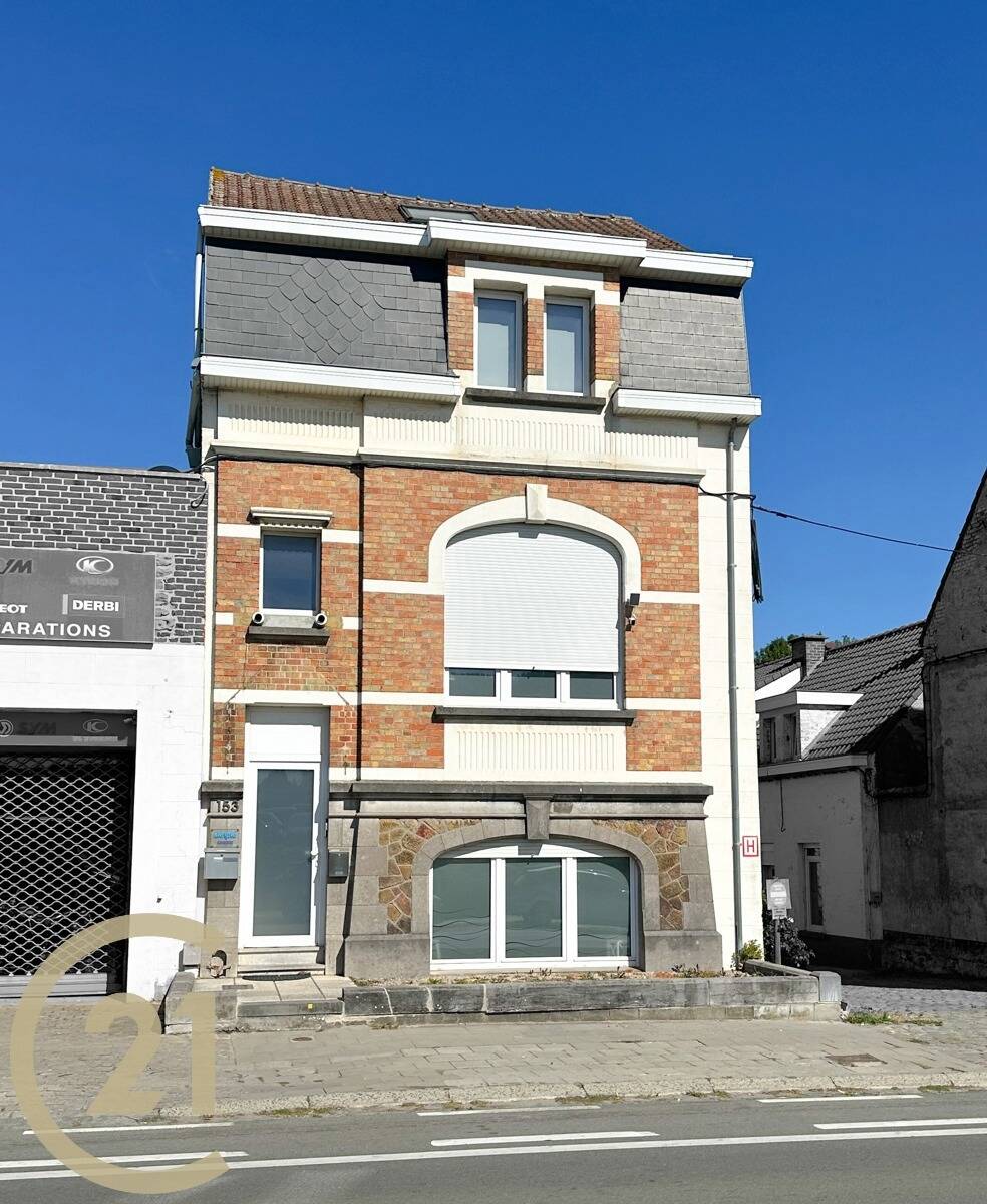 Immeuble mixte à vendre à Tournai 7500 210000.00€ 3 chambres 233.00m² - annonce 564992