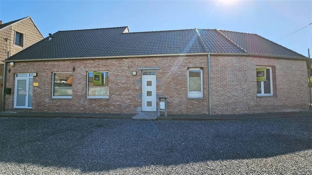 Maison à vendre à Angre 7387 250000.00€ 1 chambres 143.00m² - annonce 564863