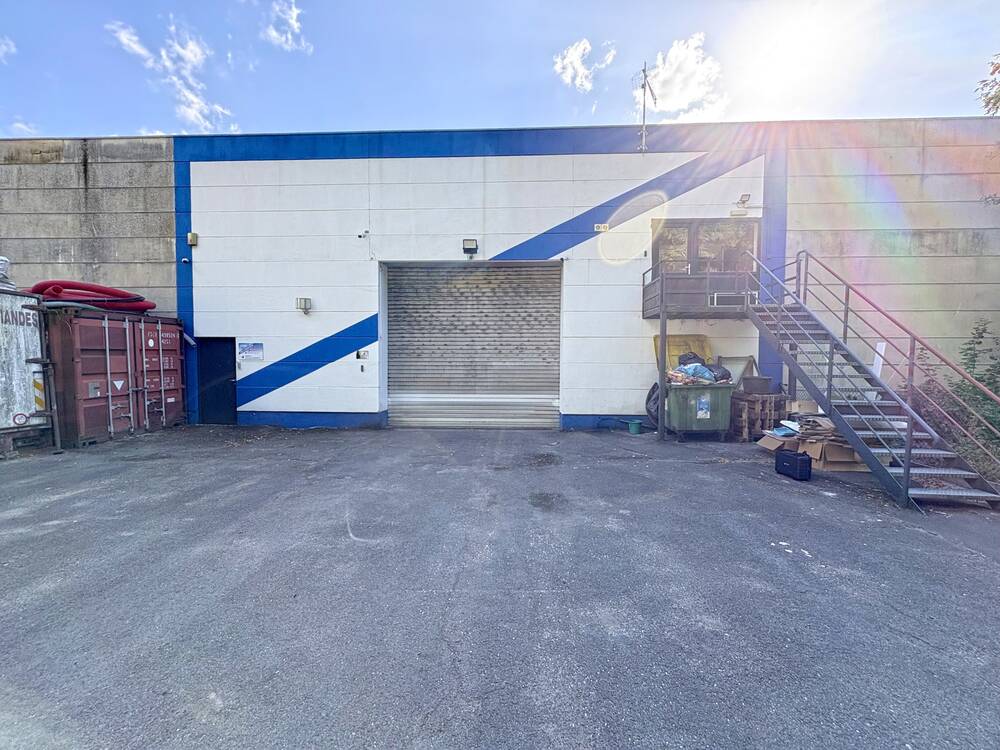 Commerce à  à Baudour 7331 375000.00€  chambres 660.00m² - annonce 565024