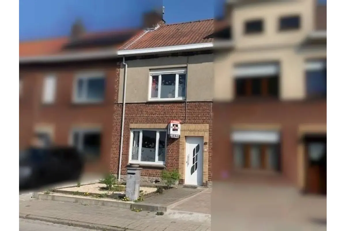 Maison à vendre à Leuze-en-Hainaut 7900 0.00€ 3 chambres 135.00m² - annonce 566609