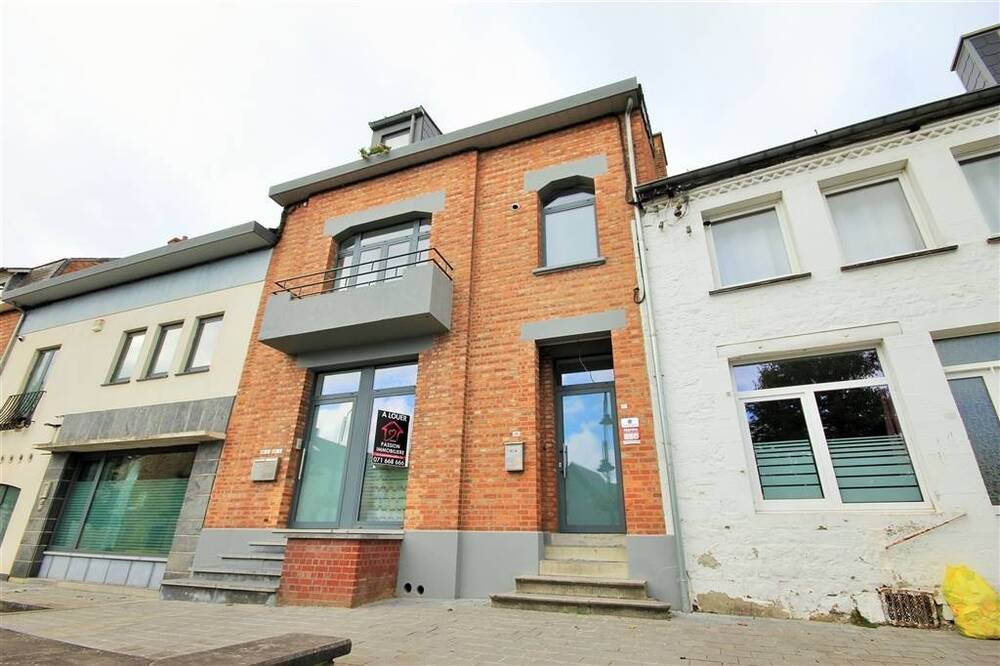 Maison à louer à Momignies 6590 780.00€ 3 chambres 181.00m² - annonce 567400