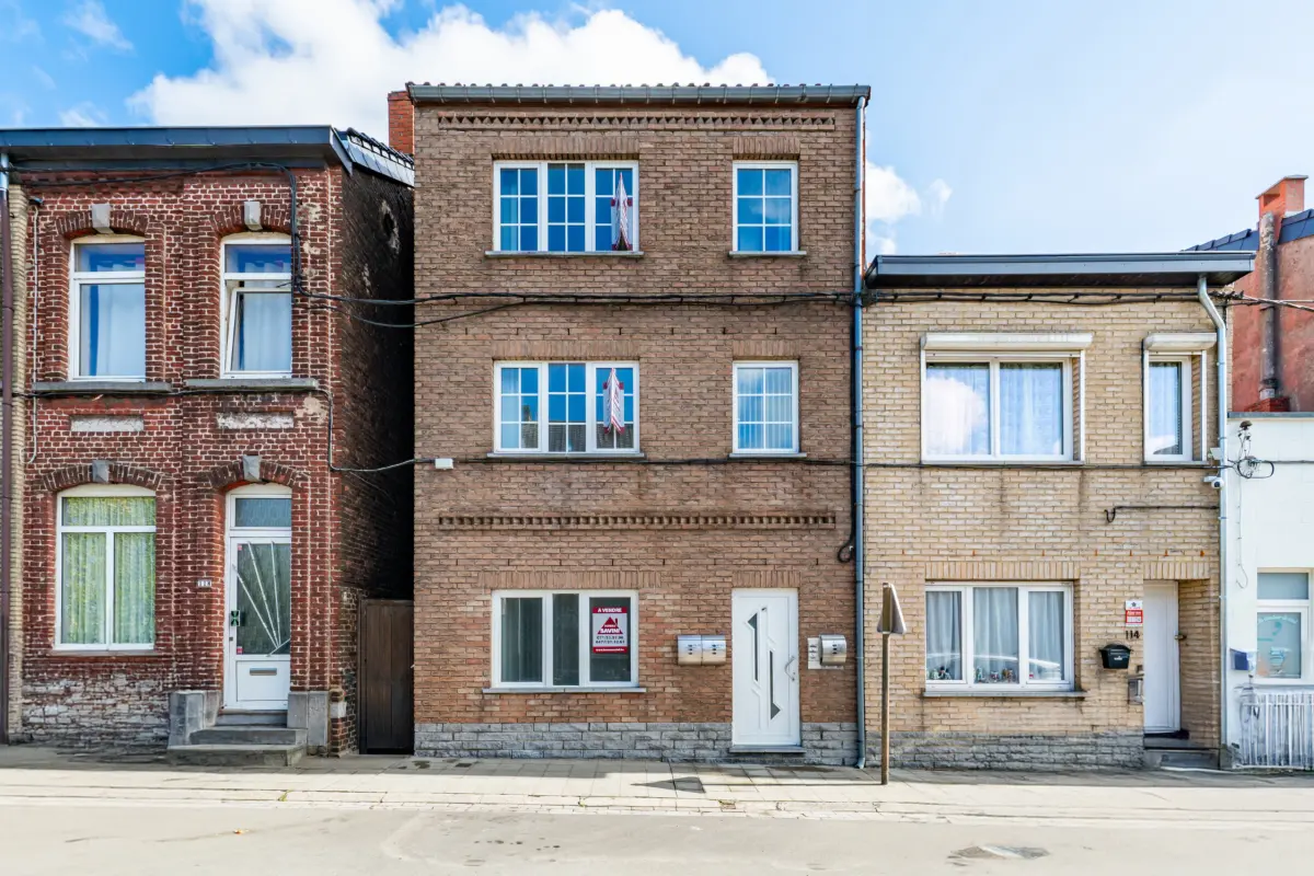 Villa à vendre à Lodelinsart 6042 389000.00€ 4 chambres 202.00m² - annonce 568208