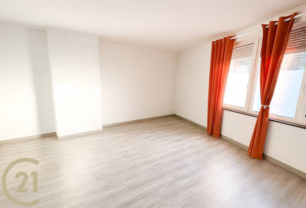 Appartement à vendre à Tournai 7500 140000.00€ 1 chambres 78.00m² - annonce 569837