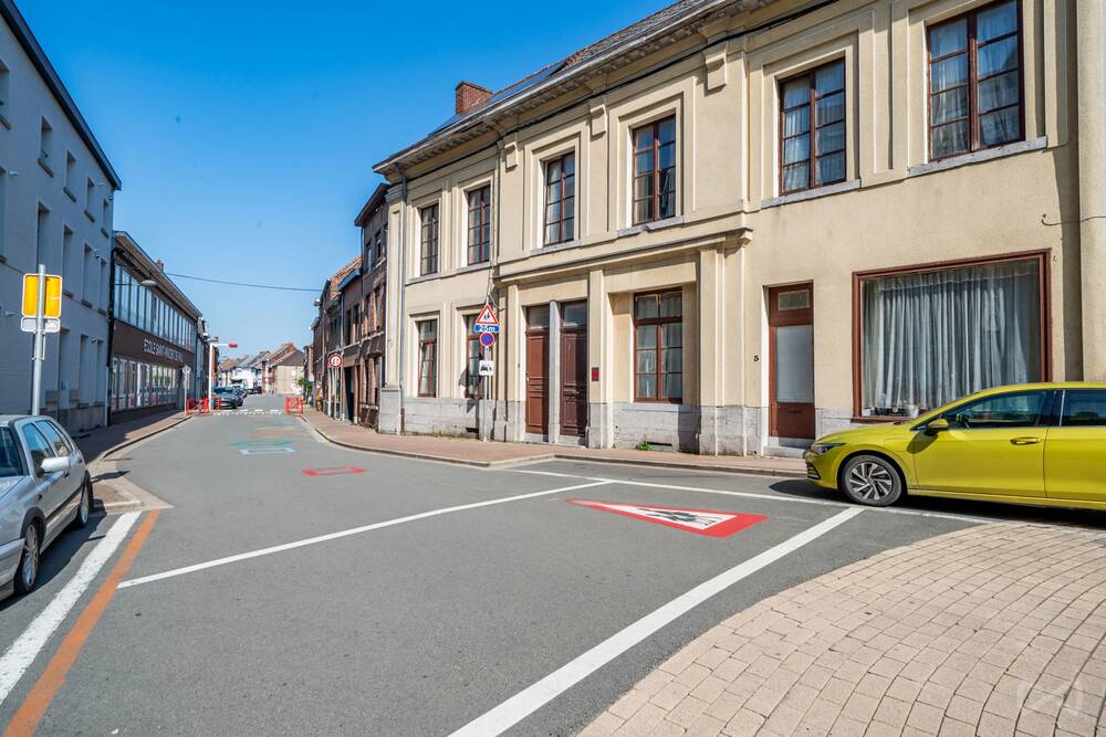 Immeuble mixte à vendre à Enghien 7850 330000.00€ 6 chambres 234.00m² - annonce 570135
