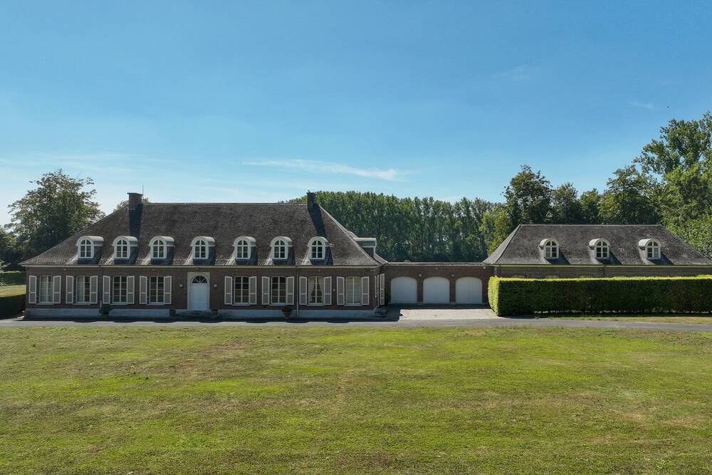 Maison à vendre à Harmignies 7022 1150000.00€ 7 chambres 647.00m² - annonce 570446