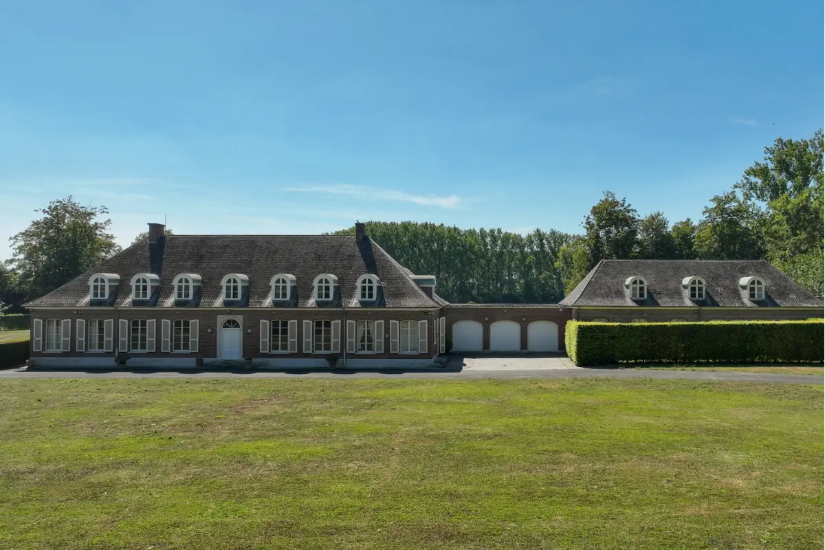 Maison à vendre à Harmignies 7022 1150000.00€ 7 chambres 647.00m² - annonce 570446