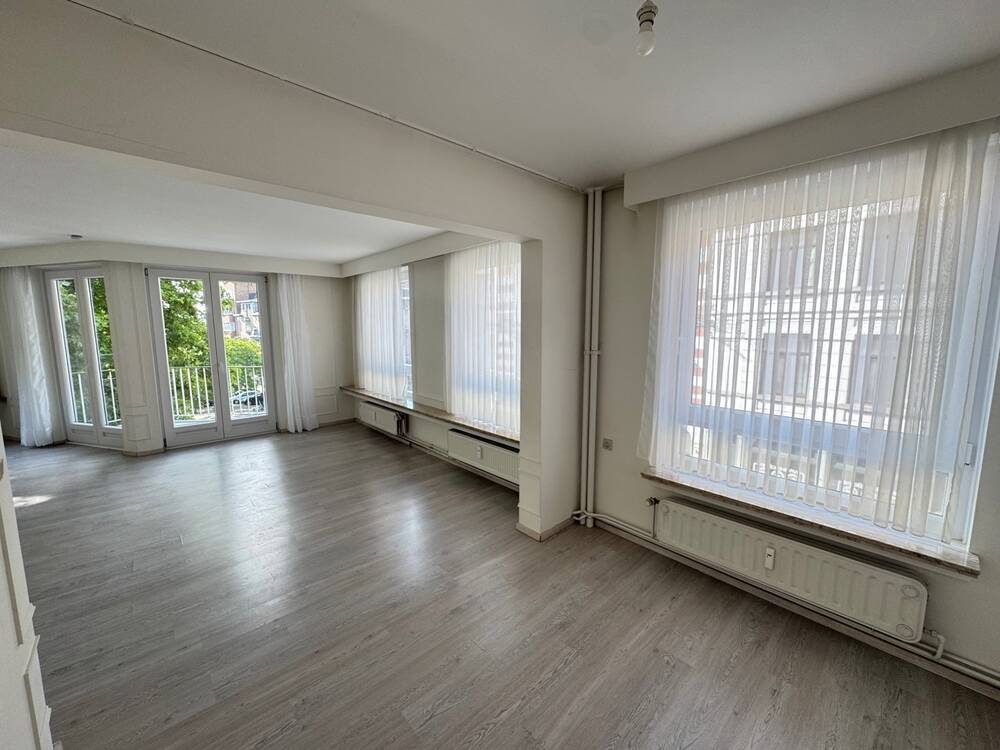 Appartement à louer à Charleroi 6000 850.00€ 2 chambres 145.00m² - annonce 571064