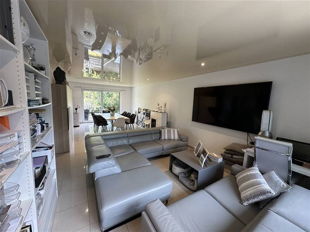 Maison à vendre à Gilly 6060 325000.00€ 4 chambres 240.00m² - annonce 571140