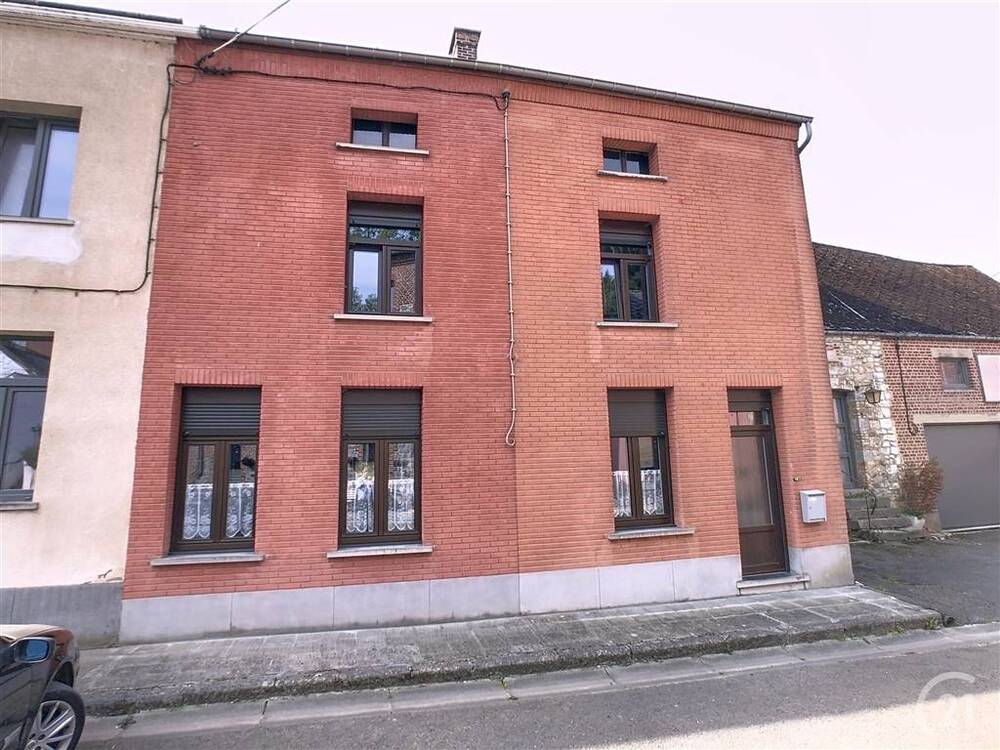 Maison à vendre à Leval-Chaudeville 6500 225000.00€ 3 chambres 153.00m² - annonce 571076