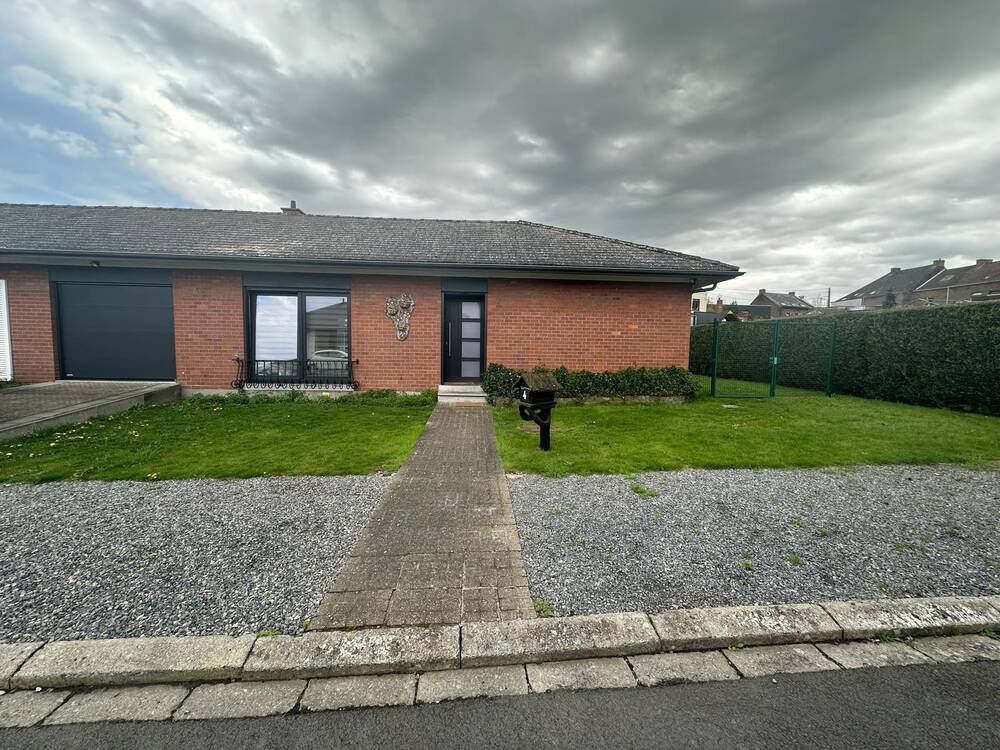 Villa à louer à Mons 7000 1200.00€ 2 chambres 143.00m² - annonce 571591