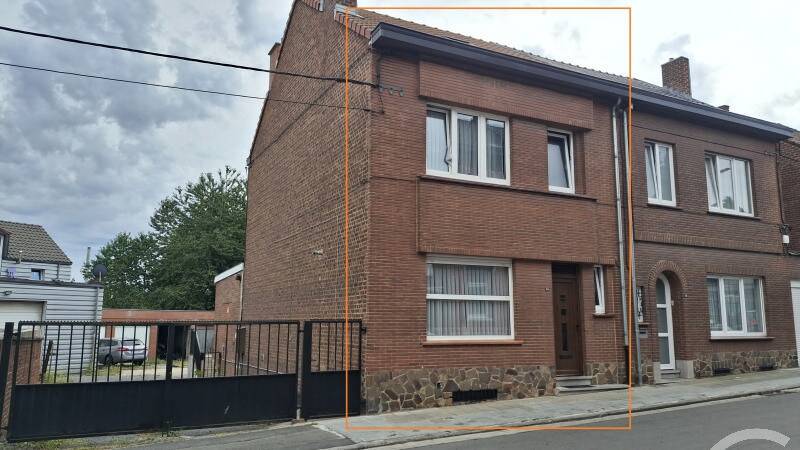 Maison à vendre à Marchienne-au-Pont 6030 199000.00€ 3 chambres 158.00m² - annonce 571401