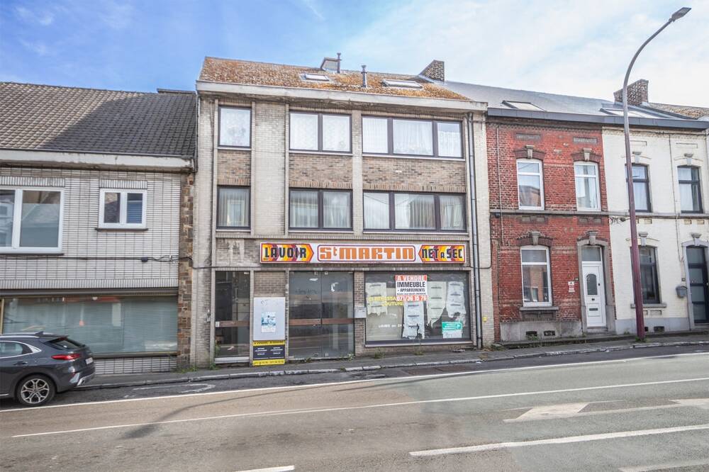Maison à vendre à Couillet 6010 198000.00€ 5 chambres 250.00m² - annonce 572833