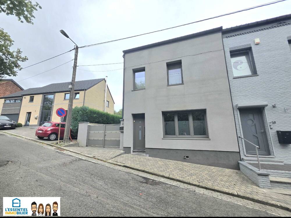 Maison à vendre à Gilly 6060 225000.00€ 4 chambres 205.00m² - annonce 572184
