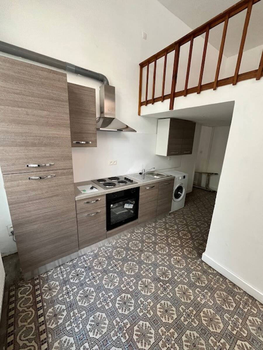 Appartement à  à Charleroi 6000 625.00€ 1 chambres 50.00m² - annonce 572505