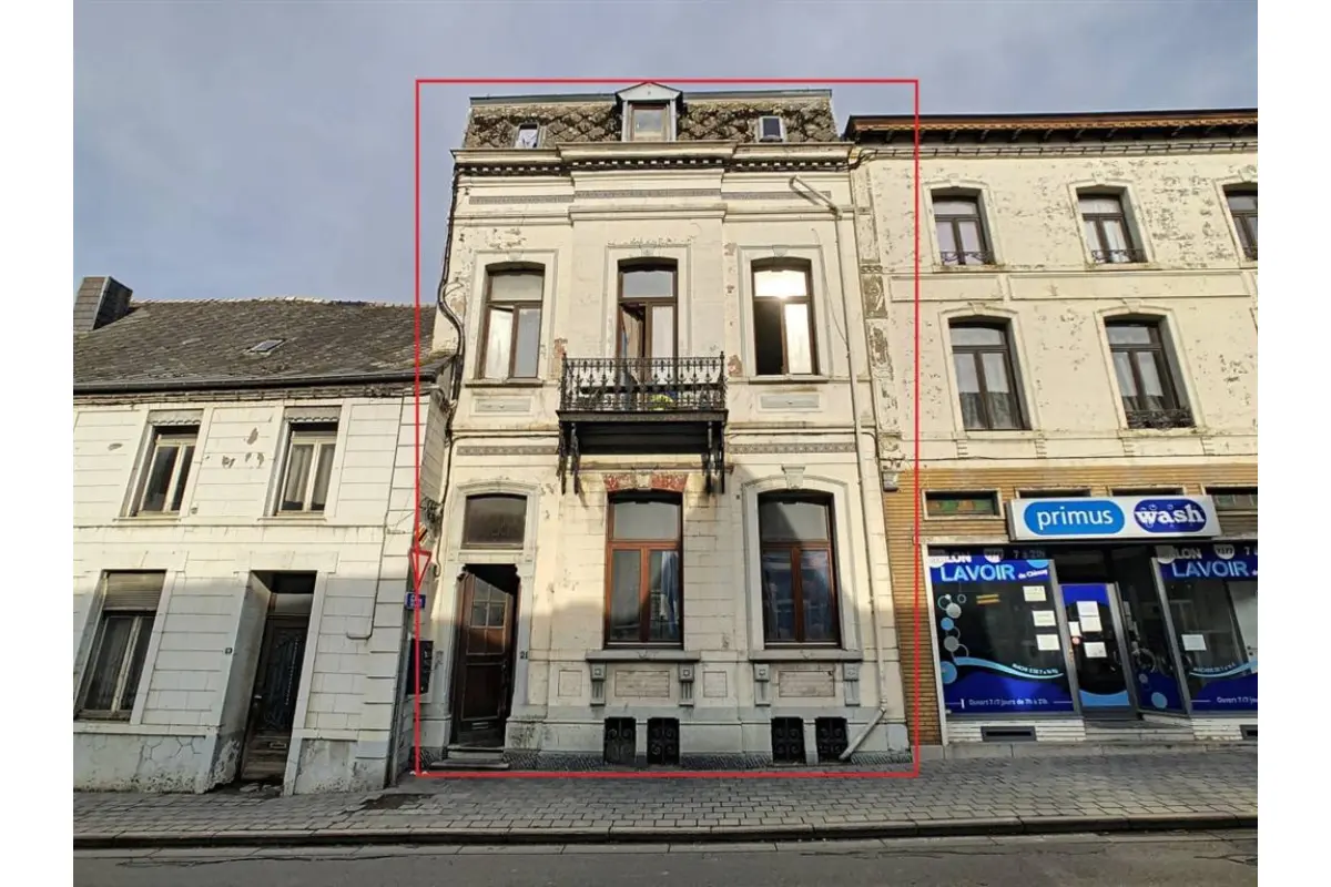 Maison à vendre à Chimay 6460 190000.00€ 5 chambres 321.00m² - annonce 572703