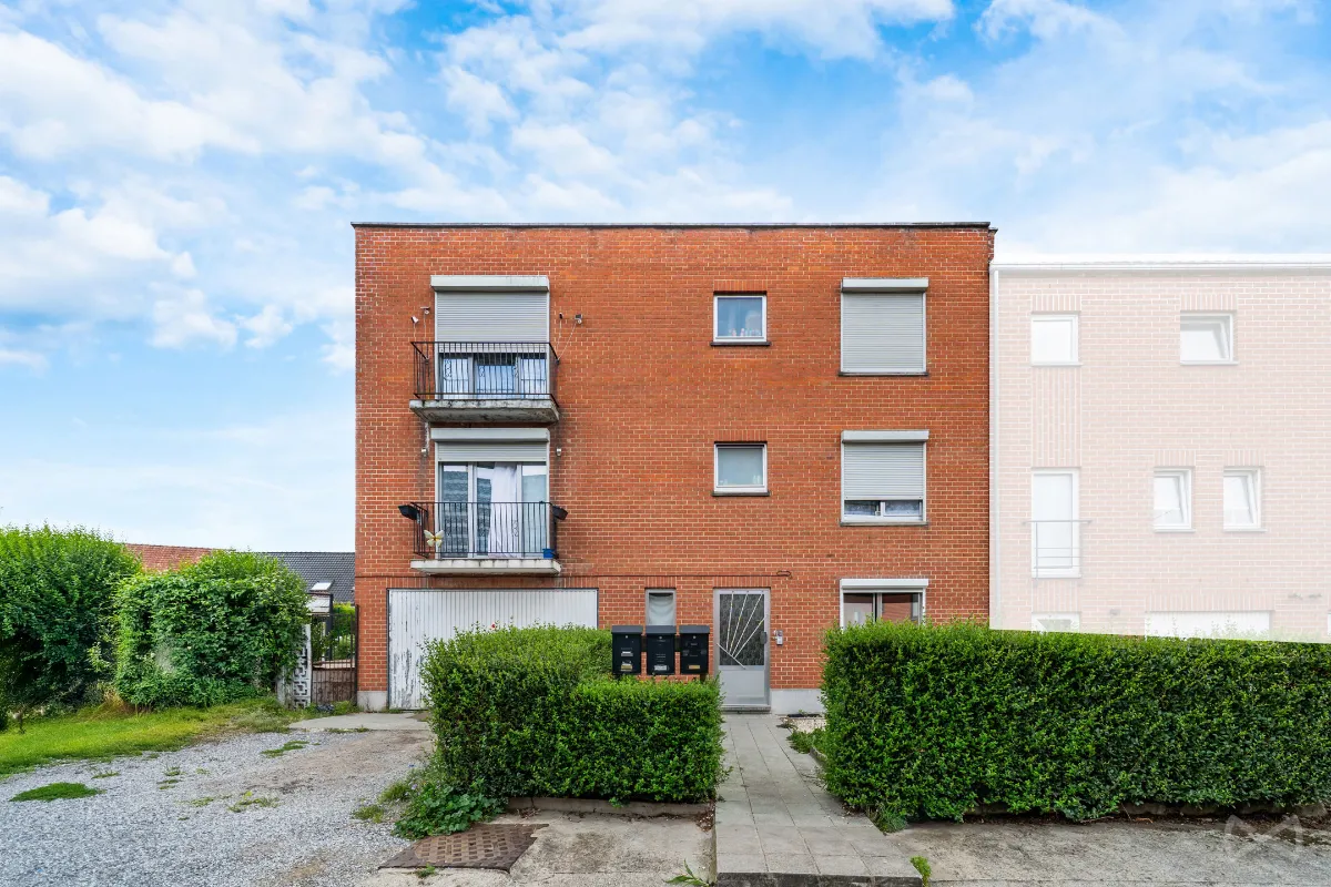 Maison à vendre à Marcinelle 6001 267000.00€ 5 chambres 298.00m² - annonce 632653