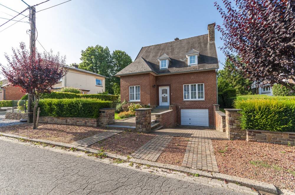 Villa à vendre à Montigny-le-Tilleul 6110 398000.00€ 4 chambres 300.00m² - annonce 572848
