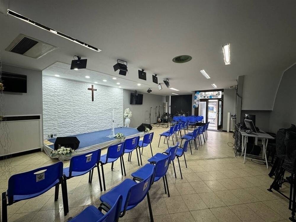 Commerce à louer à Gilly 6060 1250.00€  chambres 95.00m² - annonce 573811