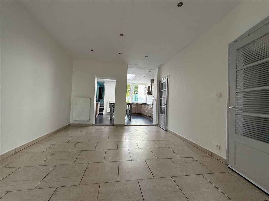 Maison à louer à Leuze-en-Hainaut 7900 850.00€ 2 chambres 102.00m² - annonce 573864
