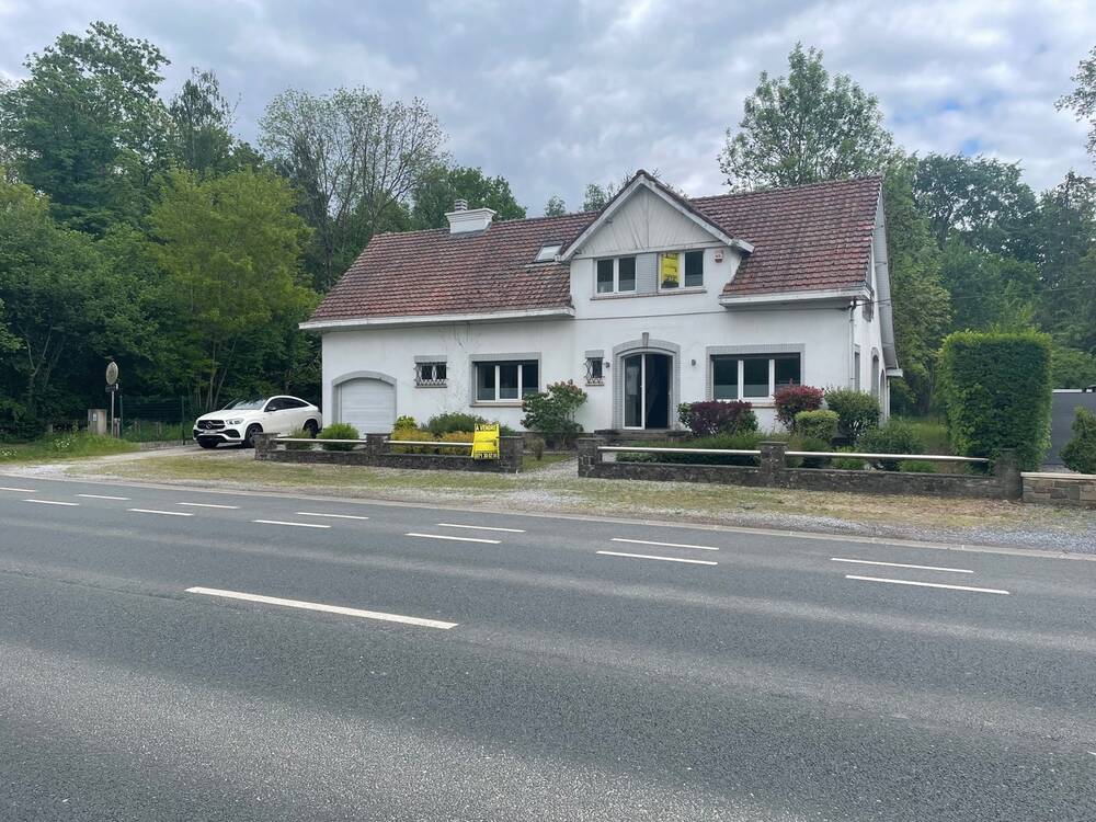 Villa à vendre à Gozée 6534 300000.00€  chambres 220.00m² - annonce 574800