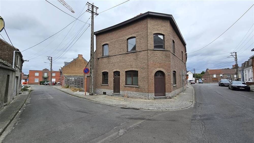 Maison à vendre à Paturages 7340 150000.00€ 4 chambres 180.00m² - annonce 575126