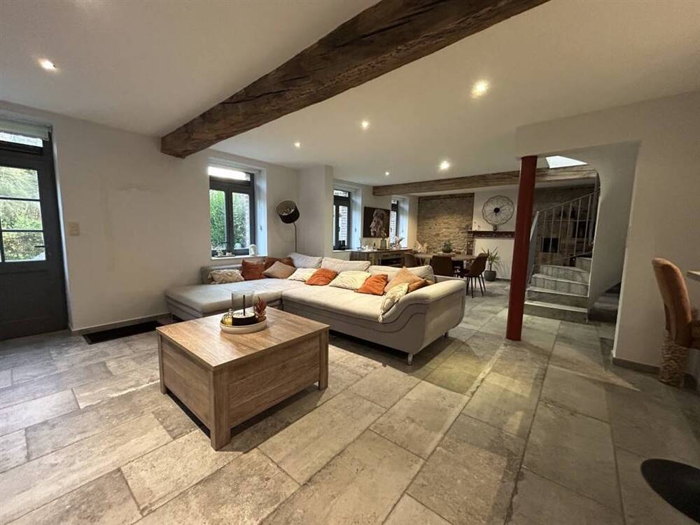 Maison à louer à Péruwelz 7600 950.00€ 3 chambres 392.00m² - annonce 574905
