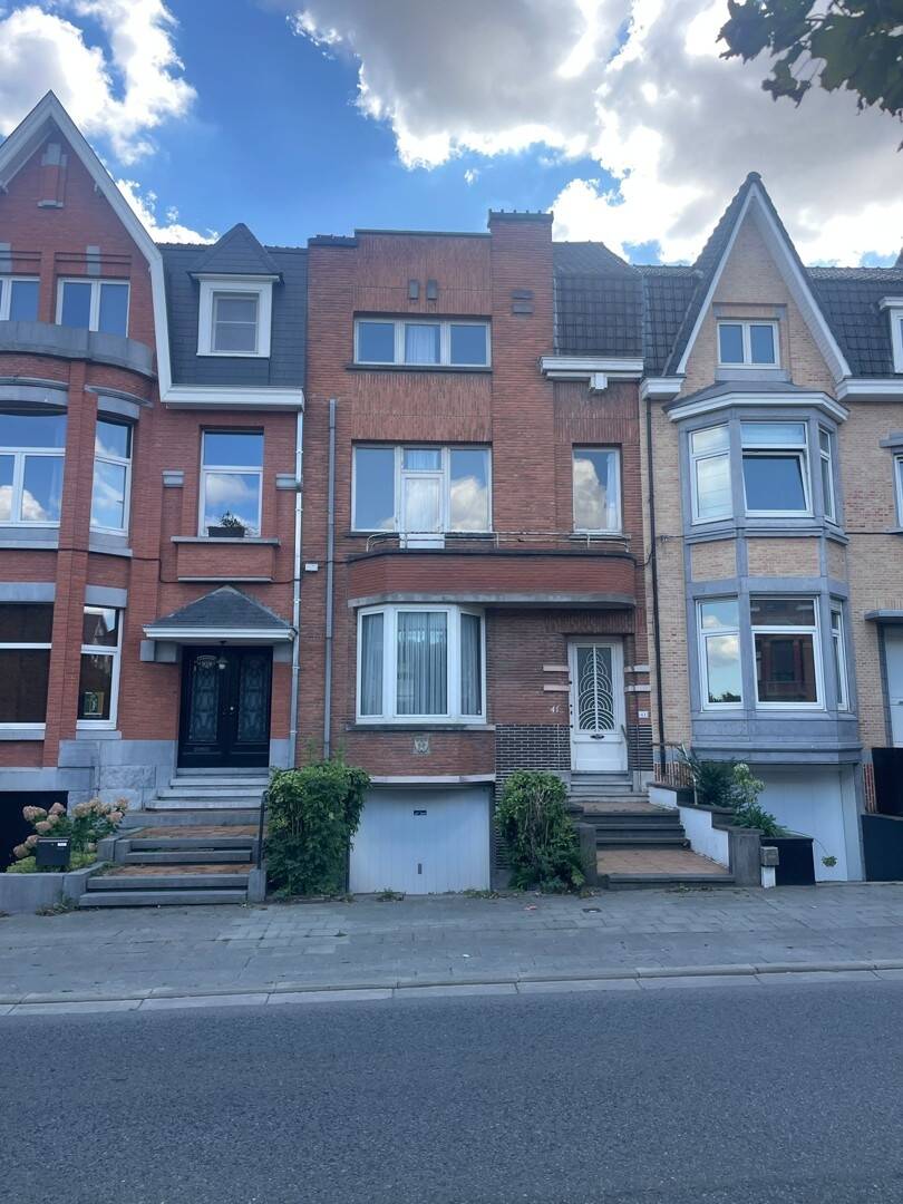 Maison à à Tournai 7500 275000.00€ chambres 170.00m² - annonce 574396