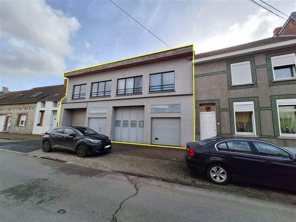 Maison à vendre à Basècles 7971 330000.00€ 4 chambres 270.00m² - annonce 575180