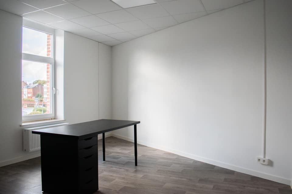 Commerce à à Mons 7000 550.00€ chambres m² - annonce 575665
