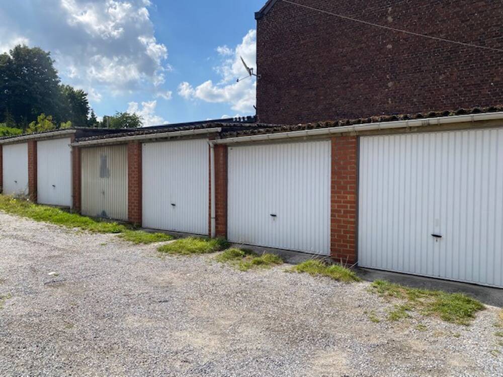 Parking / garage à vendre à Mont-sur-Marchienne 6032 96000.00€ chambres m² - annonce 576270
