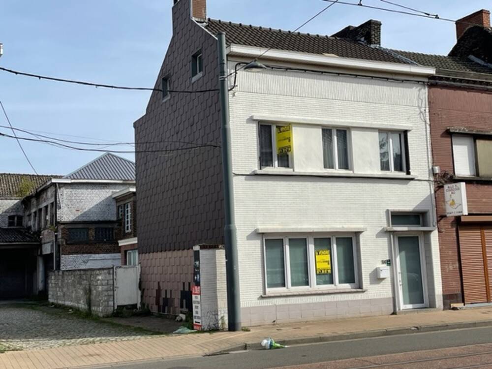 Maison à vendre à Jumet 6040 149000.00€ 5 chambres 246.00m² - annonce 576260
