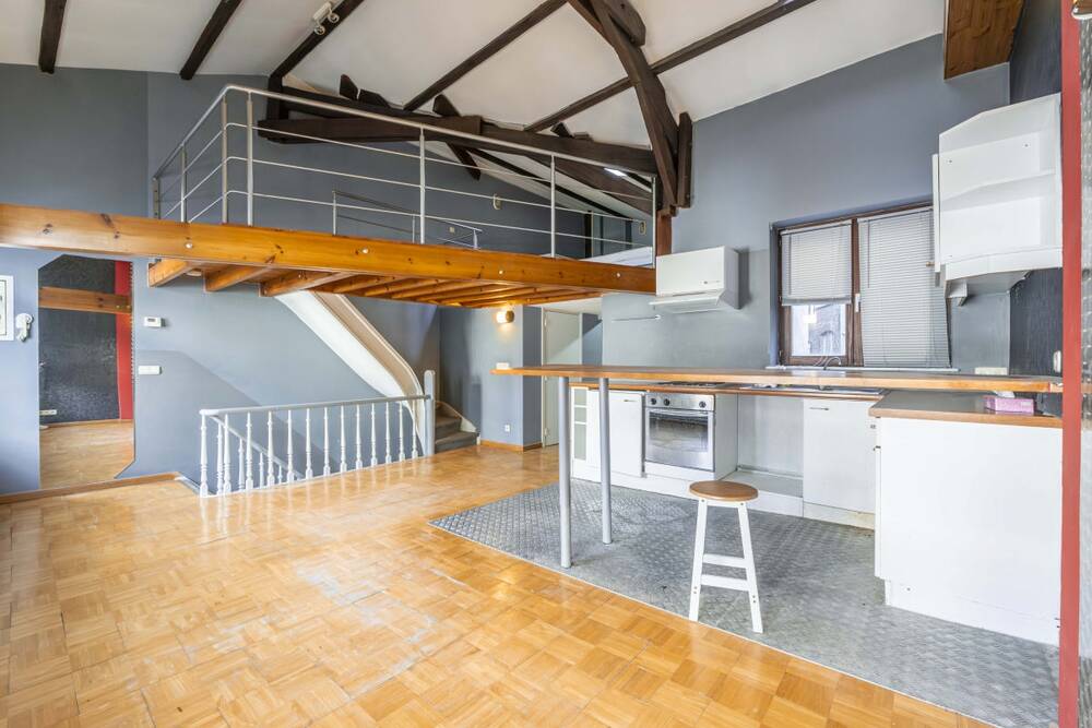 Maison à  à Charleroi 6000 598000.00€ 5 chambres 600.00m² - annonce 576431