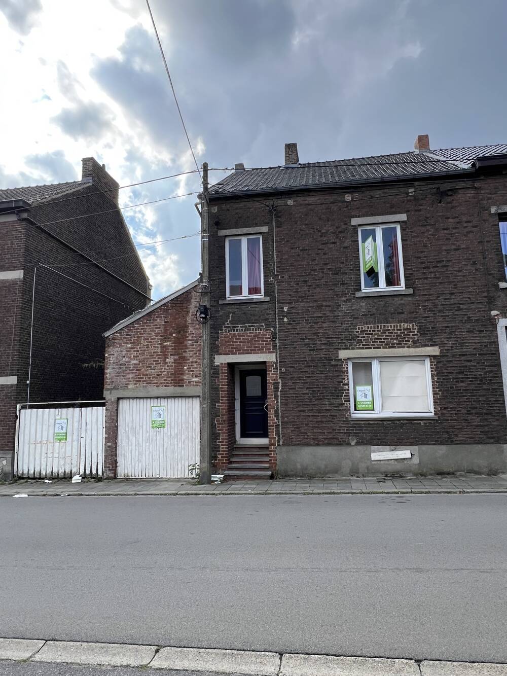 Maison à vendre à Jumet 6040 165000.00€ 2 chambres 190.00m² - annonce 577007