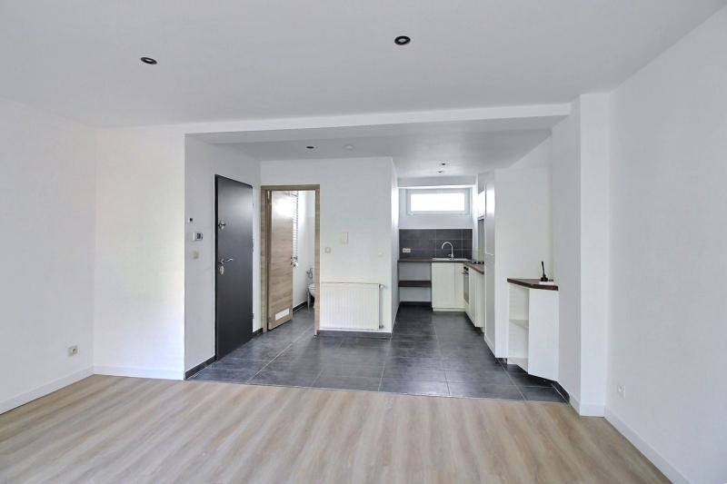 Rez-de-chaussée à louer à Couillet 6010 650.00€ 1 chambres 50.00m² - annonce 577886