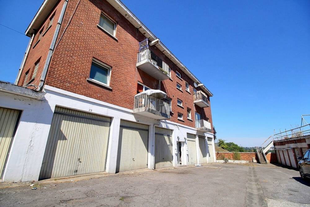 Appartement à  à Gilly 6060 549000.00€ 8 chambres 240.00m² - annonce 579134