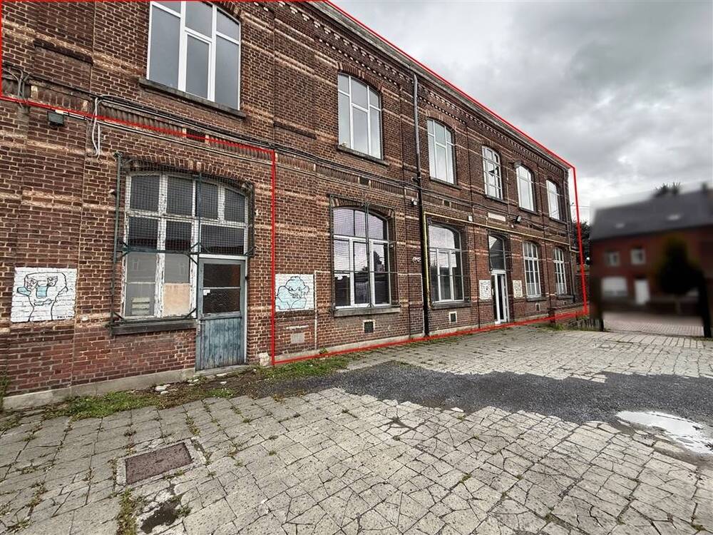 Commerce à  à Antoing 7640 550.00€  chambres 260.00m² - annonce 578791