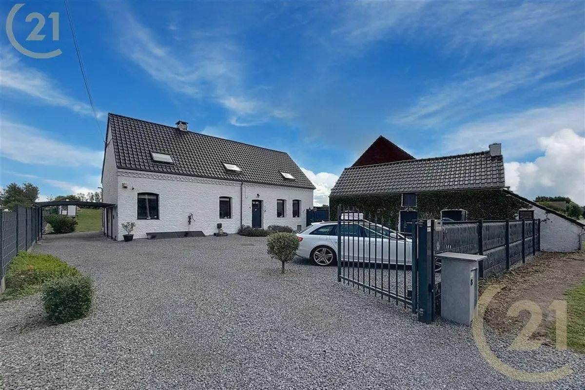 Maison à vendre à Tourpes 7904 320000.00€ 4 chambres 194.00m² - annonce 578400