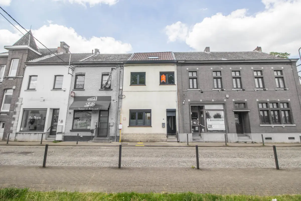 Maison à  à Montigny-le-Tilleul 6110 199000.00€ 3 chambres 180.00m² - annonce 578699