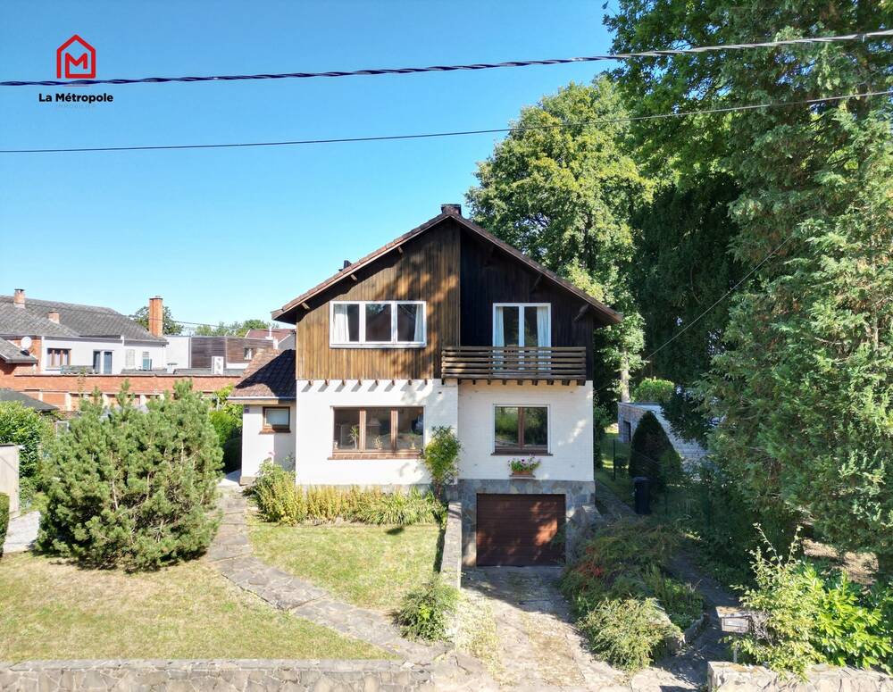 Maison à vendre à Montigny-le-Tilleul 6110 249000.00€ 3 chambres 100.00m² - annonce 579058