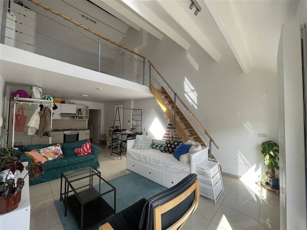 Appartement à louer à Gilly 6060 700.00€ 1 chambres 62.00m² - annonce 580671