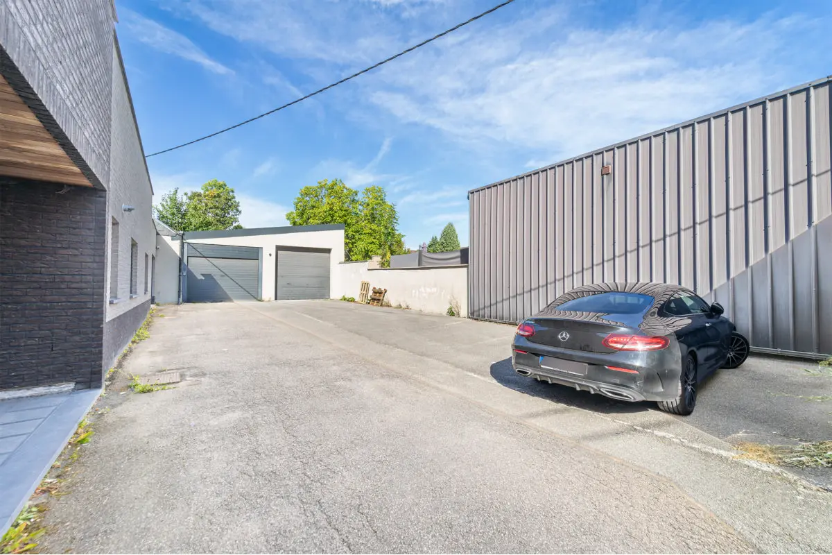 Commerce à vendre à Lodelinsart 6042 248000.00€  chambres 200.00m² - annonce 582842