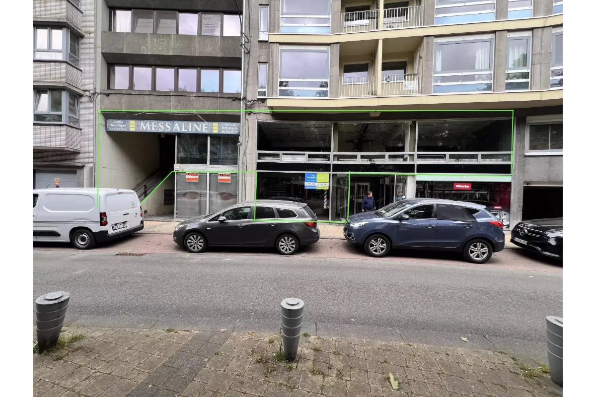 Commerce à vendre à Charleroi 6000 300000.00€  chambres 500.00m² - annonce 582070