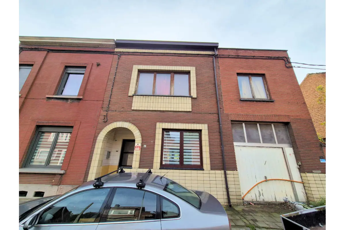 Maison à  à Châtelet 6200 135000.00€ 4 chambres 143.00m² - annonce 581580