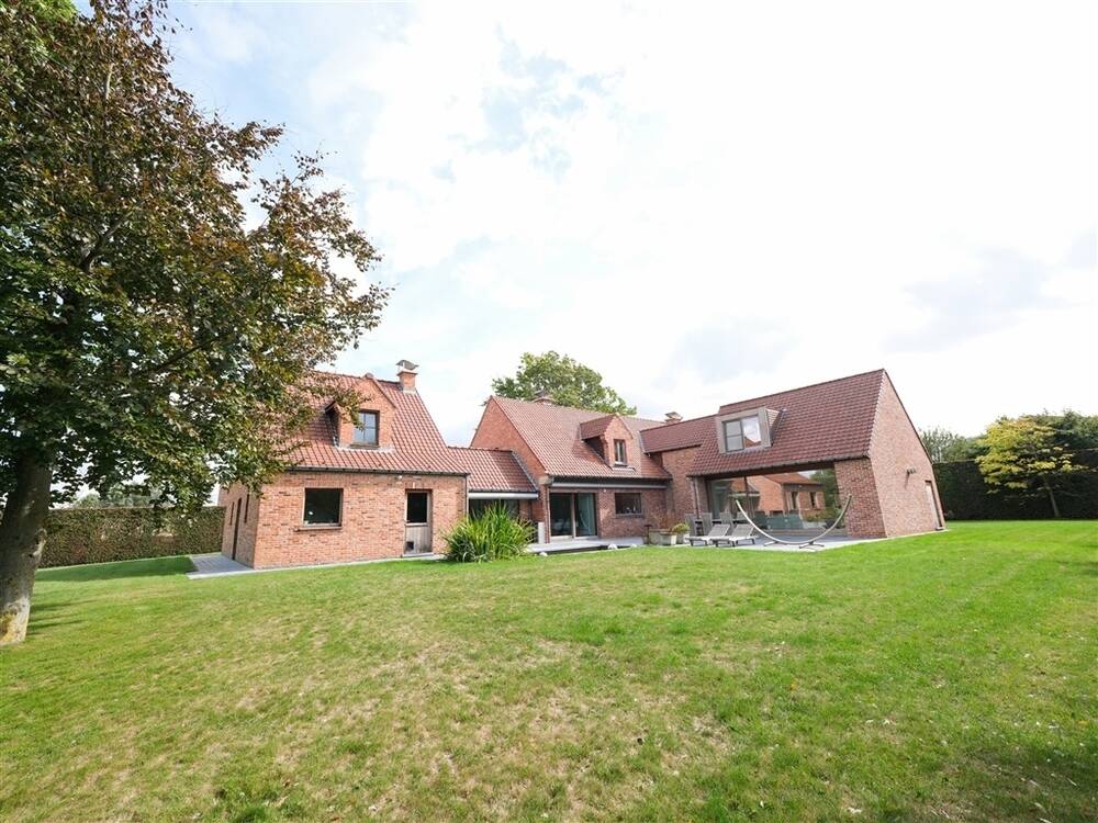 Maison à vendre à Estaimpuis 7730 1150000.00€ 6 chambres 400.00m² - annonce 582081