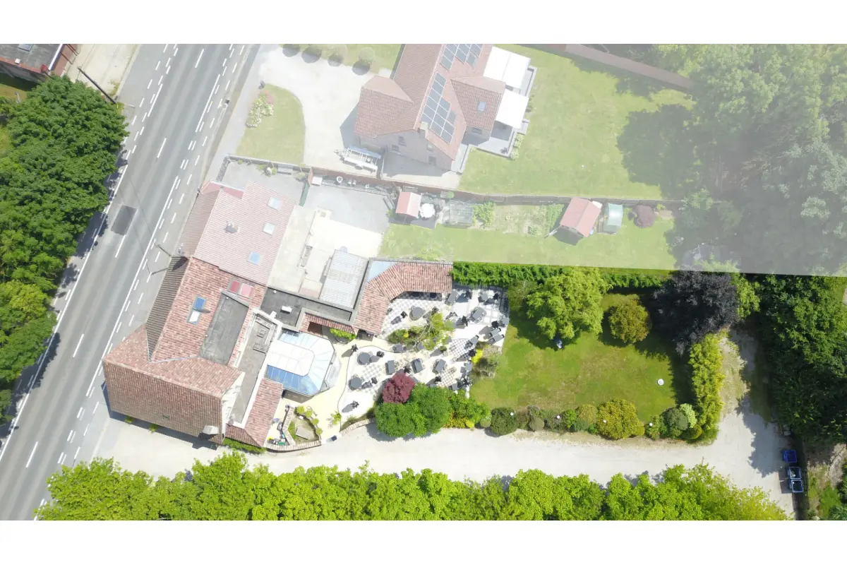 Commerce à vendre à Leuze-en-Hainaut 7900 1150000.00€  chambres 460.00m² - annonce 581031